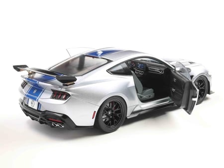 Ford Shelby Mustang Super Snake Grey 1:18 Solido S1813803