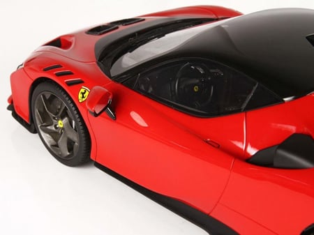Ferrari SF90 XX Stradale Red Corsa 322 and Black 1:18 BBR P18237C LIMITED 370 PCS