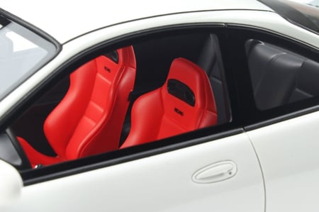 Honda Integra DC2 Euro Spec 1997 Championship White 1:18 OTTOmobile OT974 LIMITED 3000 PCS