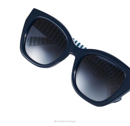 نظارة شمسية ماركة تومي هيلفيغر TOMMY HILFIGER بإطار كامل - نظارتي