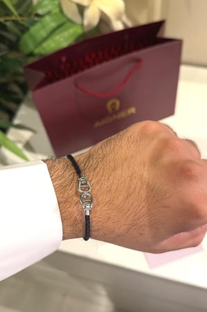 اسورة اقنر جلد