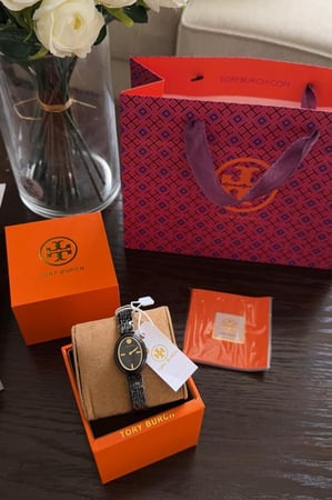 OVAL WATCH-TORY BURCH