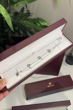 اسورة لؤلؤ AIGNER