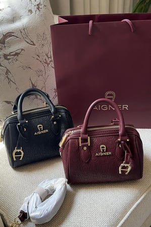 Small- AIGNER