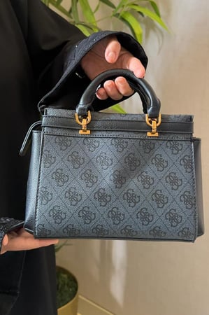 GUESS BAG