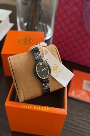 OVAL WATCH-TORY BURCH