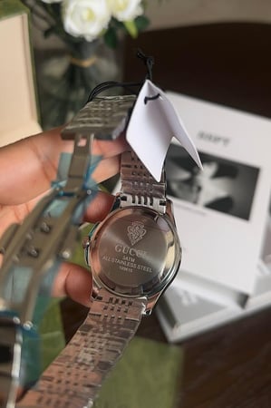 Watch GUCCI