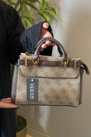 GUESS BAG