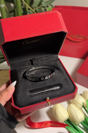 اسورة كاريتر