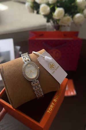 OVAL WATCH-TORY BURCH