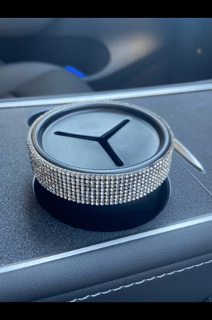 كوب لتجميع العملات المعدنية للسيارة