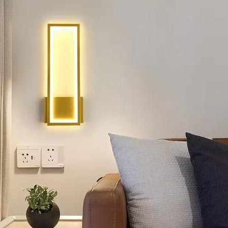 ابليك جداري فاخر بإطار مستطيل