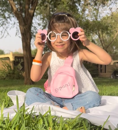 نظارة شمسية للأطفال شكل ميكي بإطار وردي وعدسة سوداء Cinderella-1