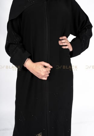 عباية كتف مطرز