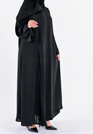 عباية كلوش مطرزة