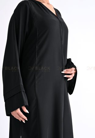 عباية سوداء كم مربع