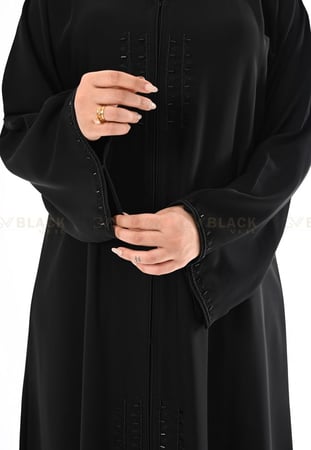 عباية كتف مطرز