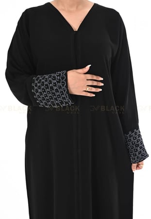 عباية كتف مطرز