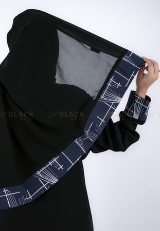 عباية كتف كريب صالونة