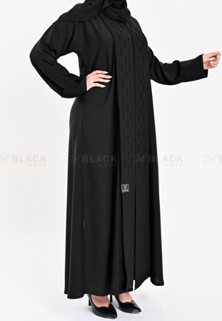 عباية كتف مطرزة