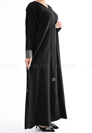 عباية كتف كم مقلوب