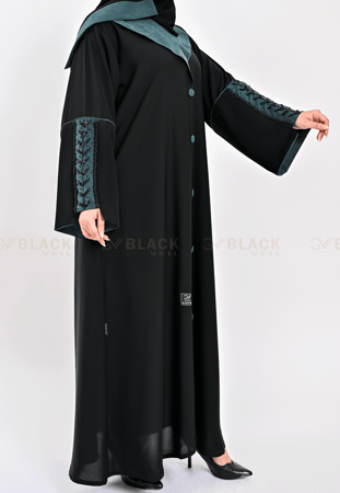 عباية كتف مطرز