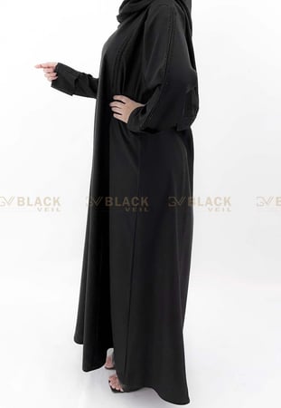 عباية كتف مطرز