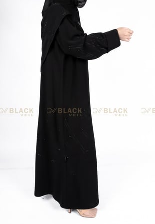 عباية كتف مطرز