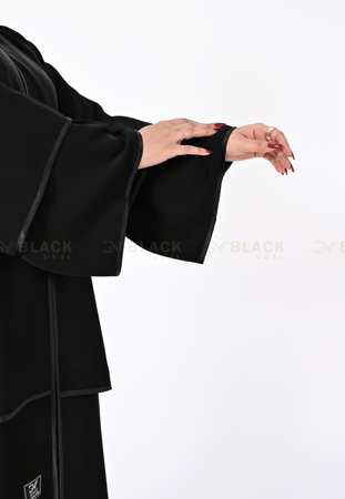 عبايه كتف بطبقتين