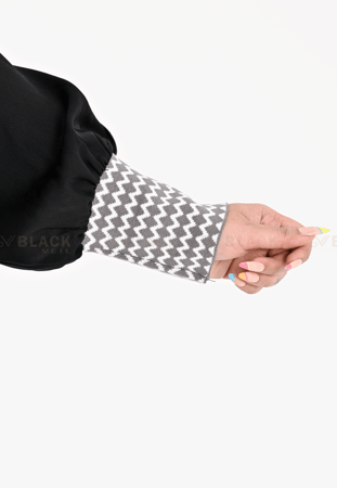 عباية كتف بأكمام مضغوطة