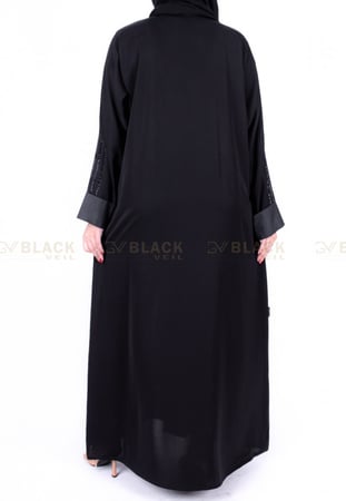 عباية كتف بقماش حرير التميز الناعم