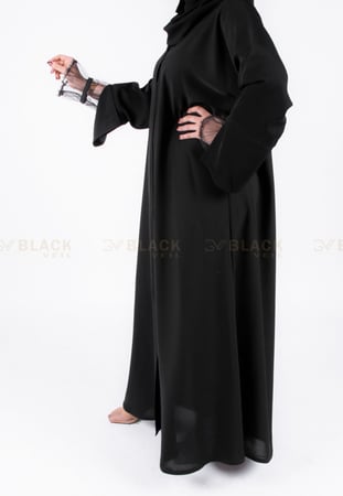 عباية كتف كم دانتيل