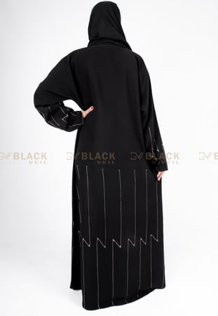 عباية كتف بقماش كريب ملكي