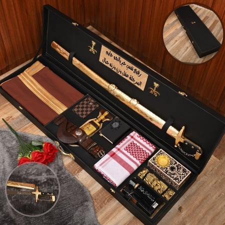 هدايا رجالي بوكس ملكي بشت خنجر شماغ