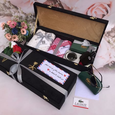 طقم من  جفنشي  صيفي *