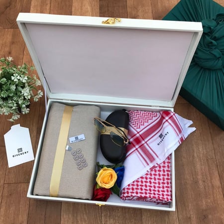 طقم من جفنشي شتوي + تغليف