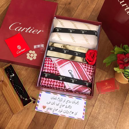 طقم من كرتير