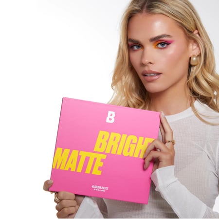 باليت ظلال العيون برايت مات 42 لون من بيوتي باي Bright Matte