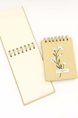 دفتر ملاحظات أنيق بحجم A6 بتصميم زهري