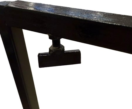 ستاند حديد قابل للتمدد