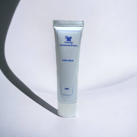 كريم يوريا 10٪حجم صغير