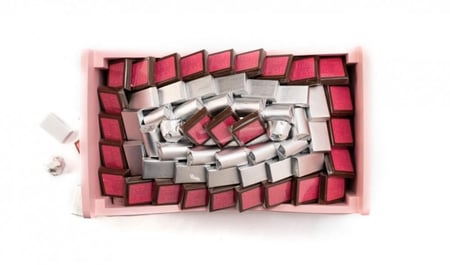 عربة المولود الجديد ( أنثى )