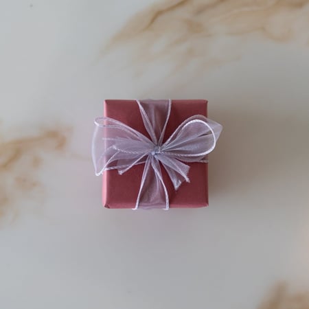 تغليف فيونكة - زهري