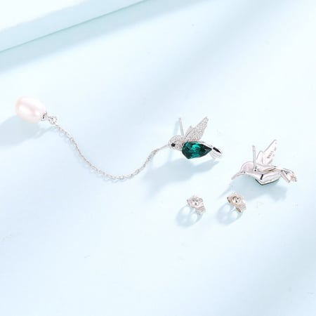 اقراط طائر القرمز