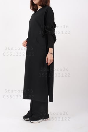 لابكوت أسود بدون أكمام بتطريز
