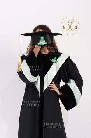 جاهز للشحن / روب تخرج جامعة عبدالعزيز