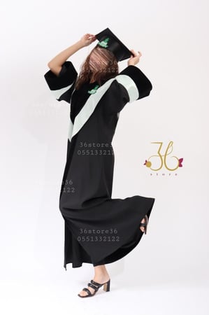 جاهز للشحن / روب تخرج جامعة عبدالعزيز