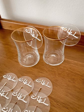 تعليقه كاسات شفاف