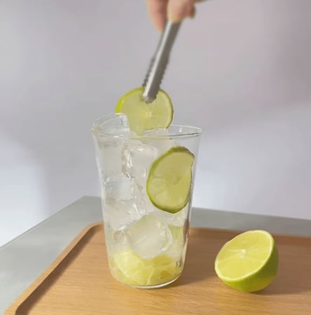 اكواب بلاستيك شفافة  بقاعدة منحنية 16 أنز   / العدد 50