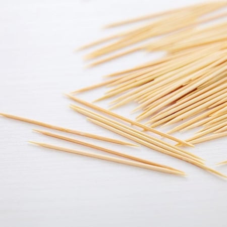 نكاشات اسنان خشب